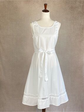 Classic Roman White Sleeveless Dress, Lace Hem, XS